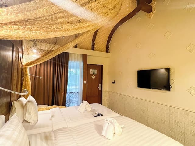 Deluxe Room, 1 Bedroom, Garden Area
