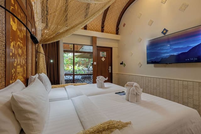 Deluxe Room, 1 Bedroom, Garden Area