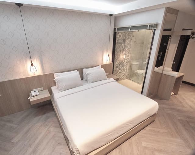 Standard - Double Bed