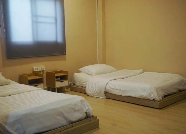 2Single Bed Deluxe Non-Smoking