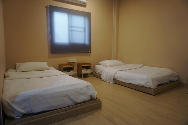 2Single Bed Deluxe Non-Smoking