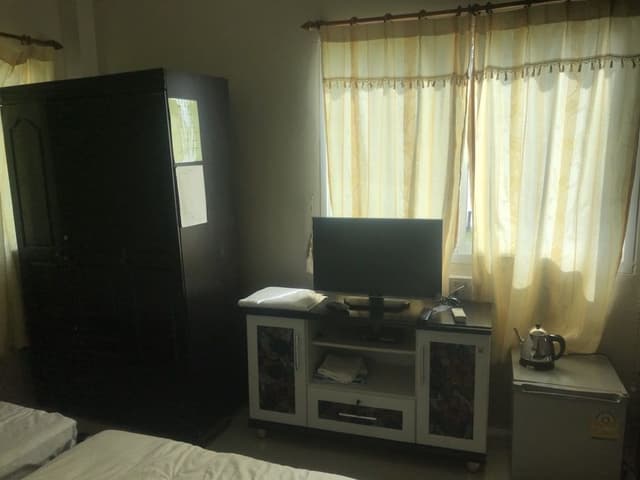Hadthong House