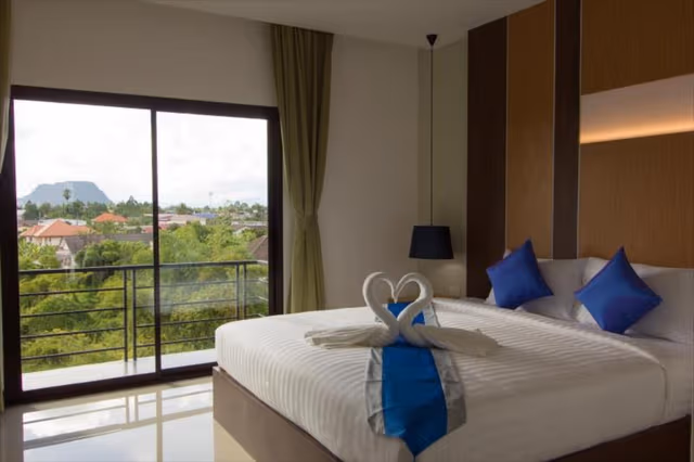 Grand Deluxe Room
