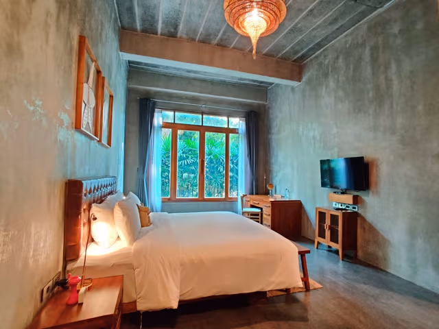 Suite Double Bed