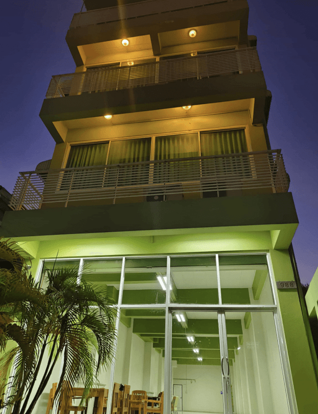 Apartment (Green Building, far from Chaisaeng Palace Building 50 m.)