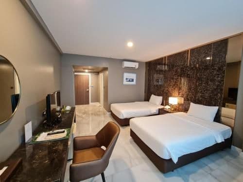 Deluxe Twin Room
