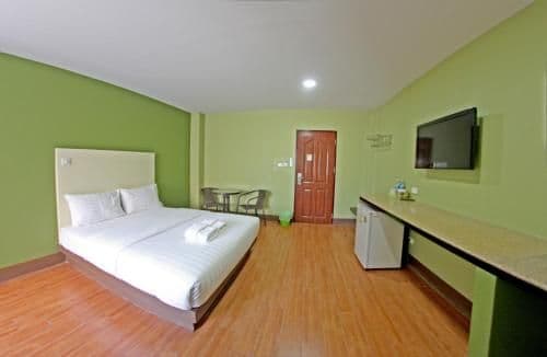 Standard Double Bed