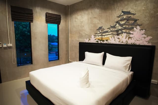 Standard King Room