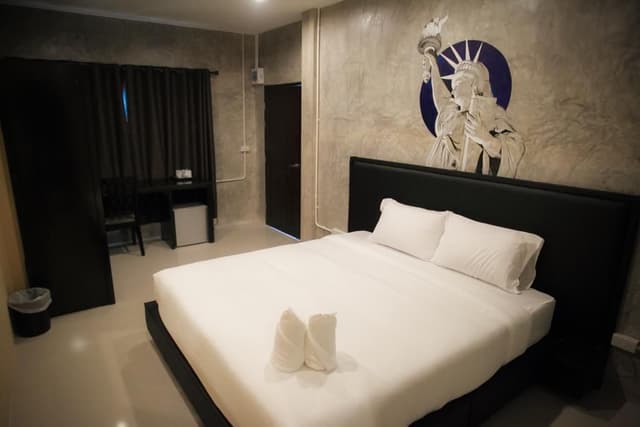 Standard King Room