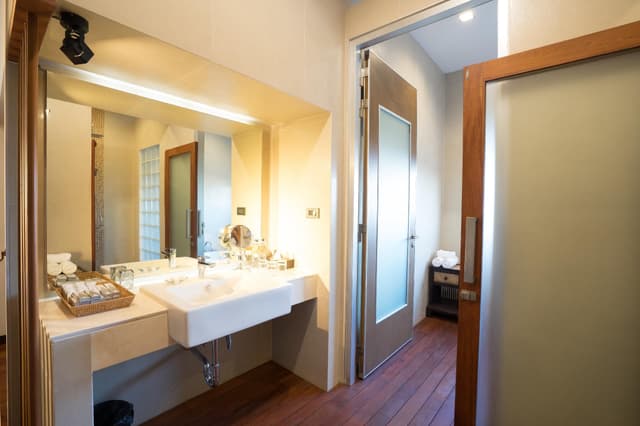 Duplex Quadruple Room