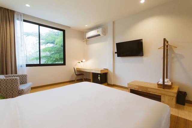 Premier Room with King Bed