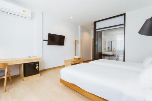 Premier Twin Room