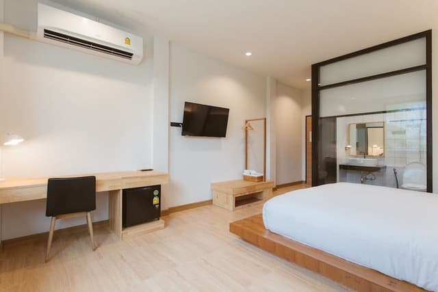 Premier Room with King Bed