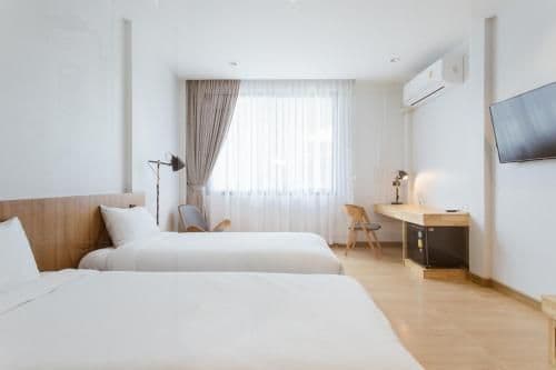 Premier Twin Room