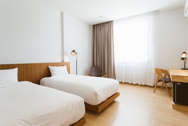 Premier Twin Room
