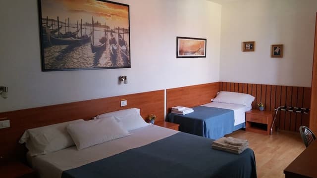 Comfort Triple Room
