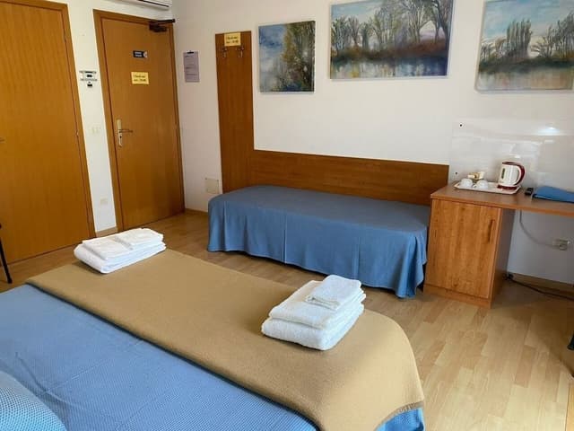 Comfort Triple Room