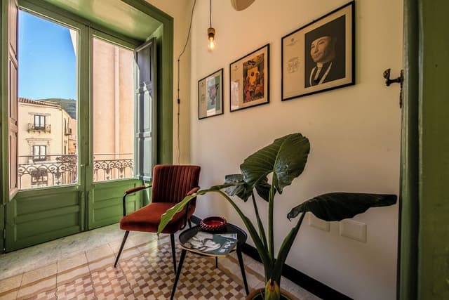 Junior Suite, Balcony, City View