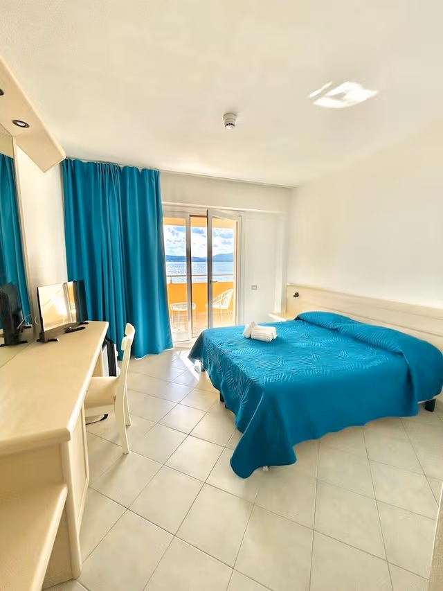 Double or Twin Room, Sea View
