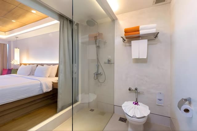 Deluxe Sea View Room
