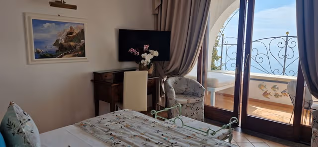 Deluxe Room, 1 Bedroom, Sea View