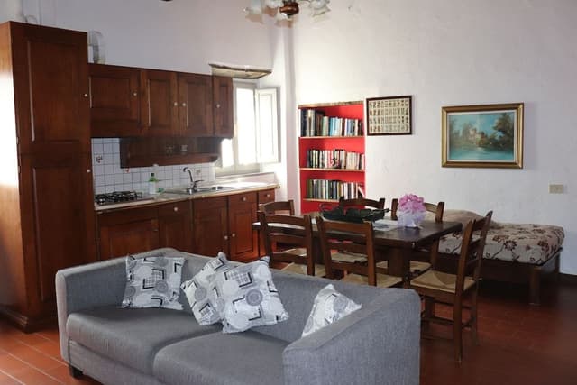 Family Apartment, 2 Bedrooms, Fireplace, Valley View