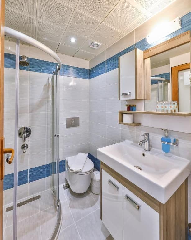 Deluxe Double Room with Side Sea View