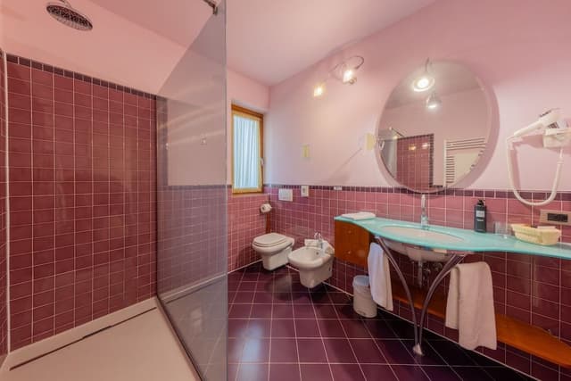 Double Room, Partial Lake View