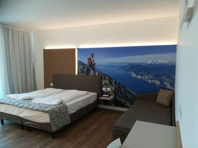 Junior Suite, Balcony (3 pax)