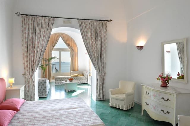 Suite, Terrace
