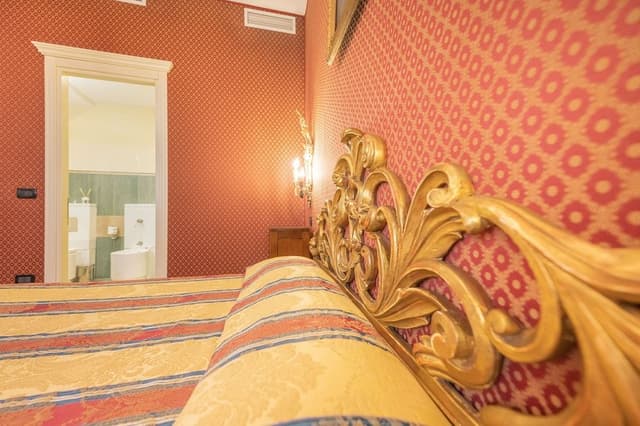 Superior Room (305)