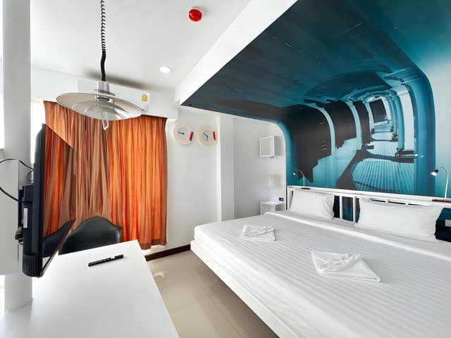 Family Room, 1 Bedroom