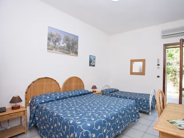 Triple Room