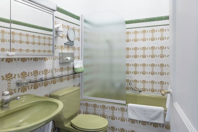 Standard Single Room, Lake View