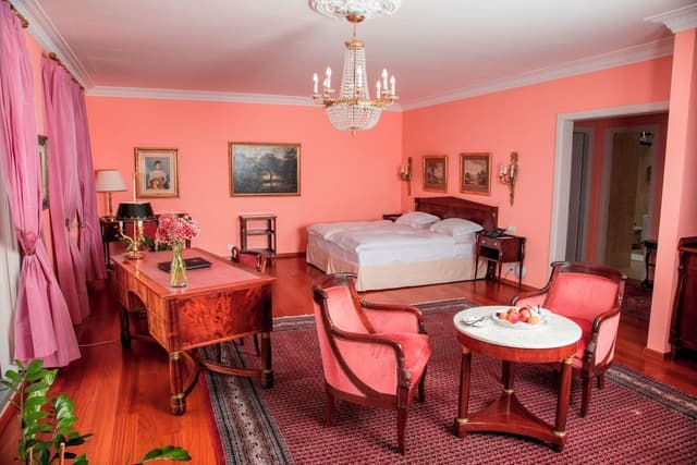 Superior Suite, Lake View