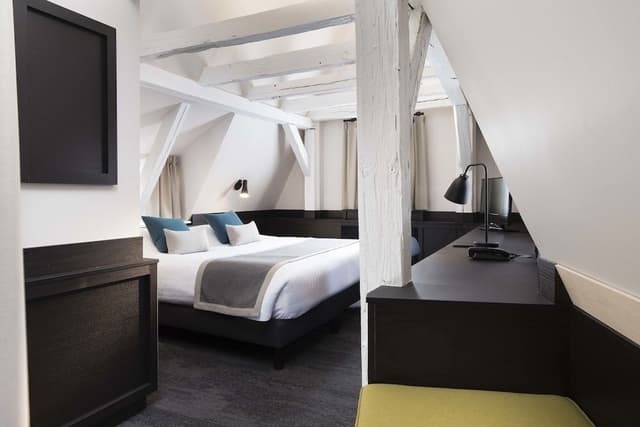 Suite, 1 King Bed