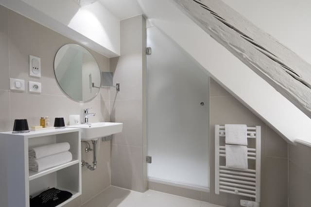 Suite, 1 King Bed