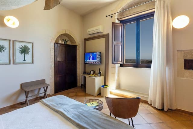 Superior Double Room, 1 Queen Bed, Ensuite, Sea View