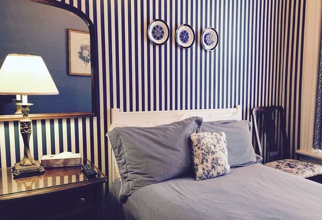 Standard Room, 1 Queen Bed