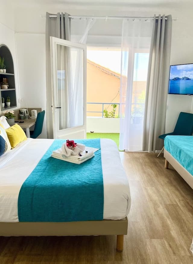 Superior Room, Balcony, City View