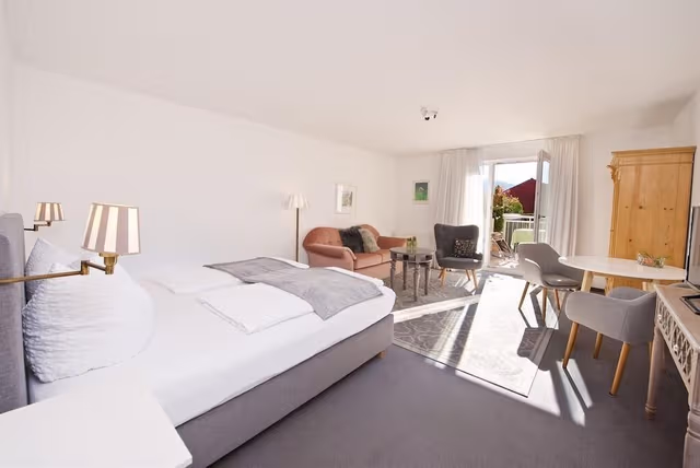 Double Room, Balcony