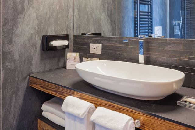 Exclusive Suite, 2 Bedrooms (Master)