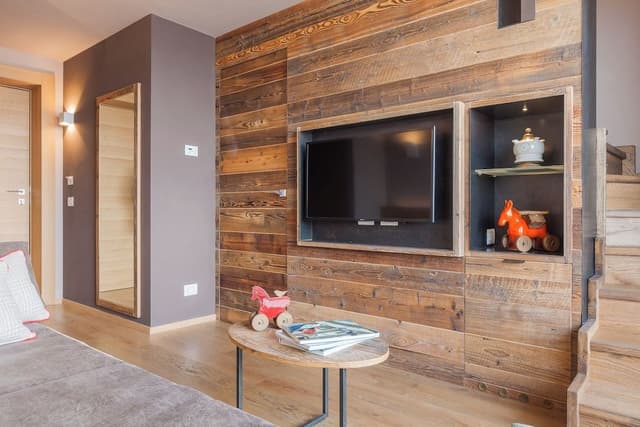Exclusive Suite, 2 Bedrooms (Master)