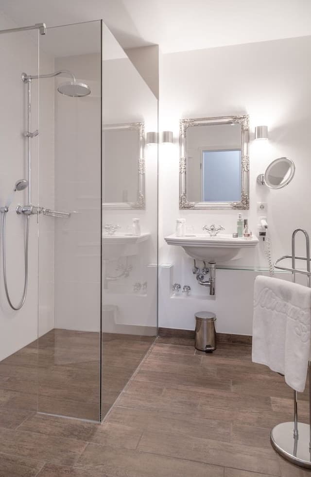 Suite (Landseite)