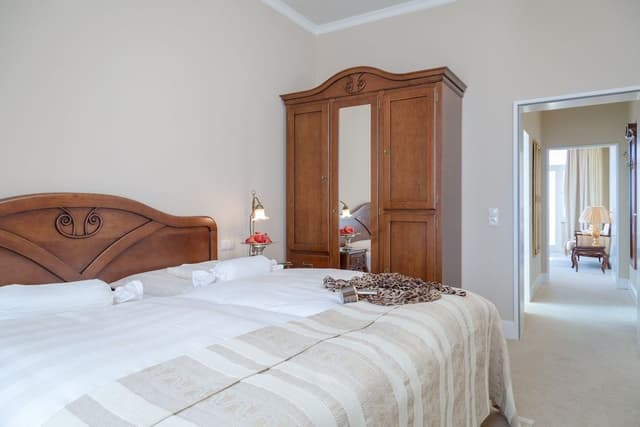 Suite, Sea View