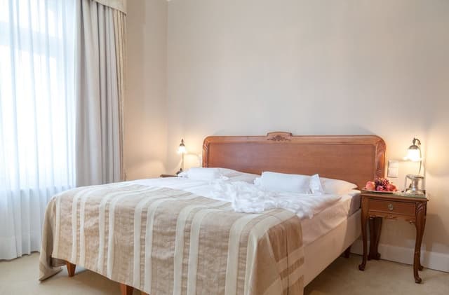 Suite (Landseite)