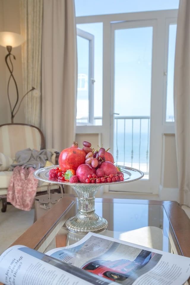 Suite, Sea View