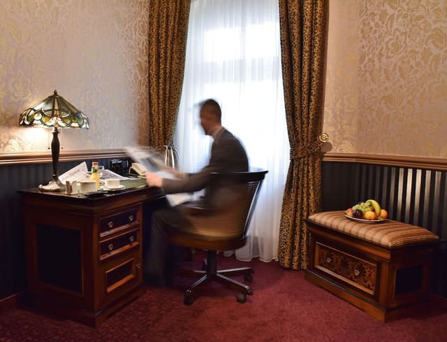 Business Room