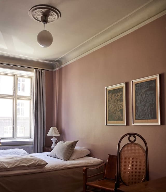 Single Room, 1 Twin Bed, Shared Bathroom