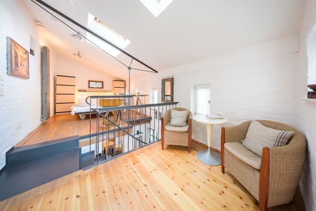 Apartment (Scheune)